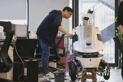 深圳智能機(jī)器人研發(fā)熱潮 新一波“人口”爆發(fā)式增長(zhǎng)